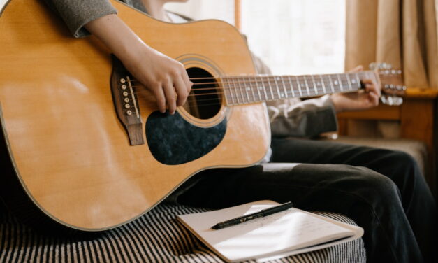 101 Songwriting Prompts: Quick Ideas for Writing Hit Songs!
